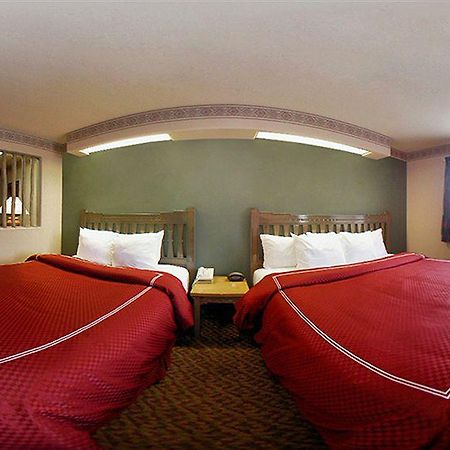 Comfort Suites เทาส์ ภายนอก รูปภาพ